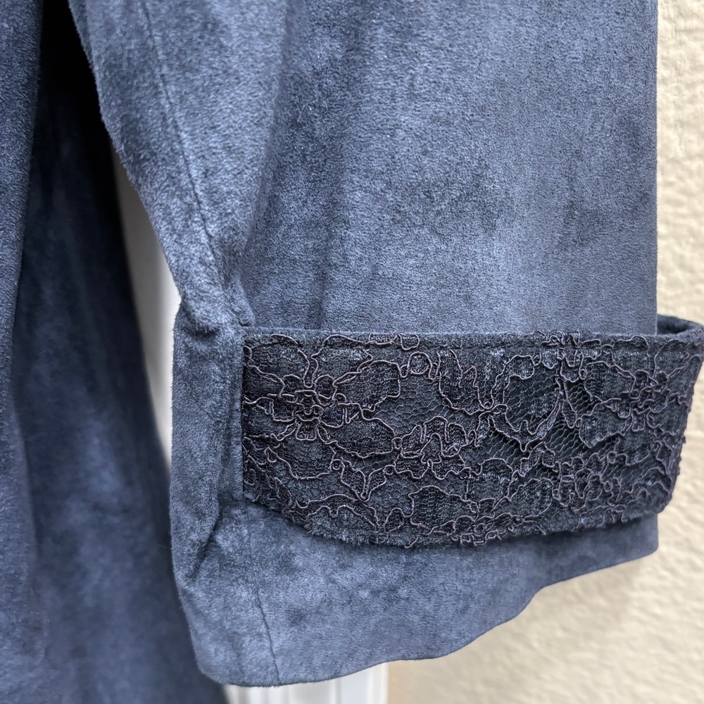 Terry Lewis Coat Navy Leather
Suede Buttons Lace Trim
Pockets Lined Size M - Picture 3 of 11